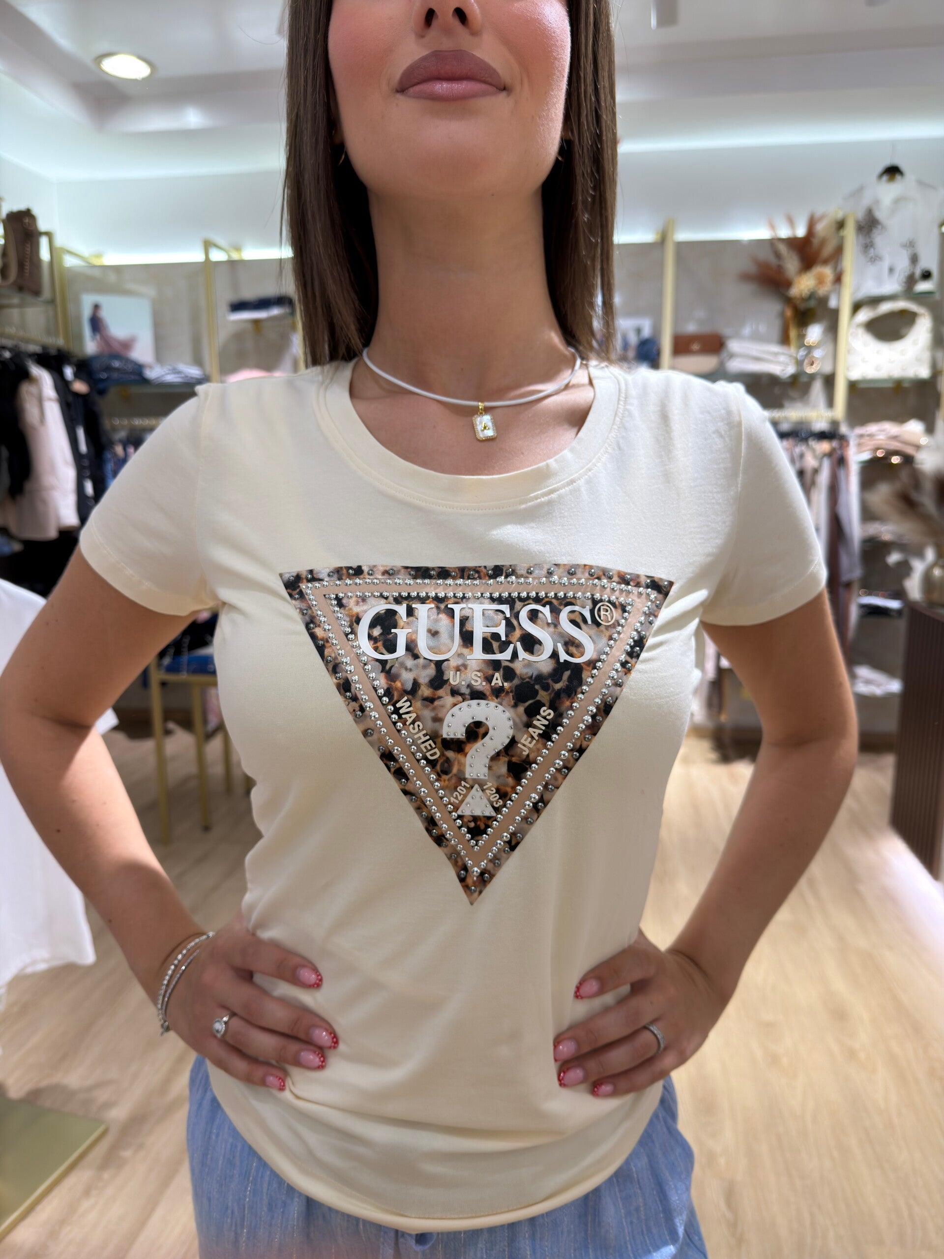 T-shirt Guess