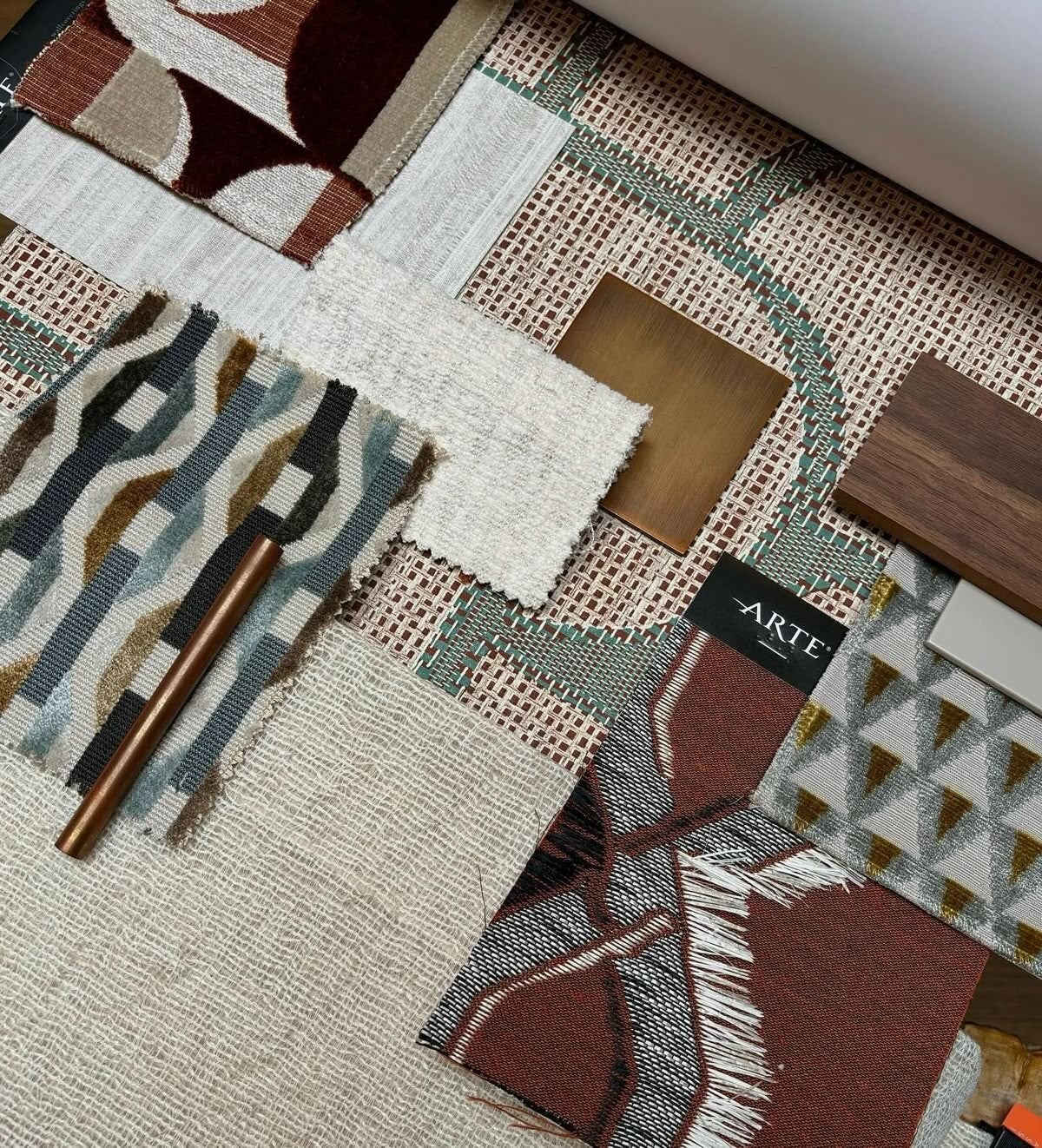 Een warm moodboard voor een interieurontwerp in Amsterdam