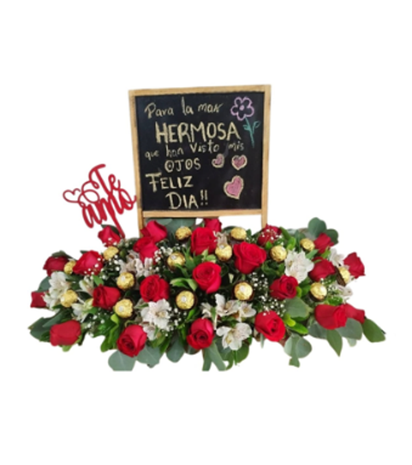 Base de madera, bouquet de rosas y chocolates