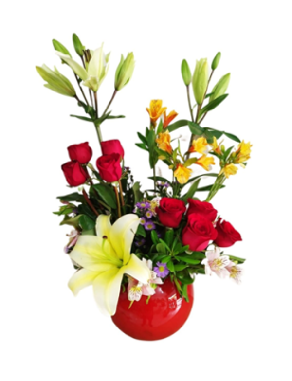 Pecera con lirios y rosas