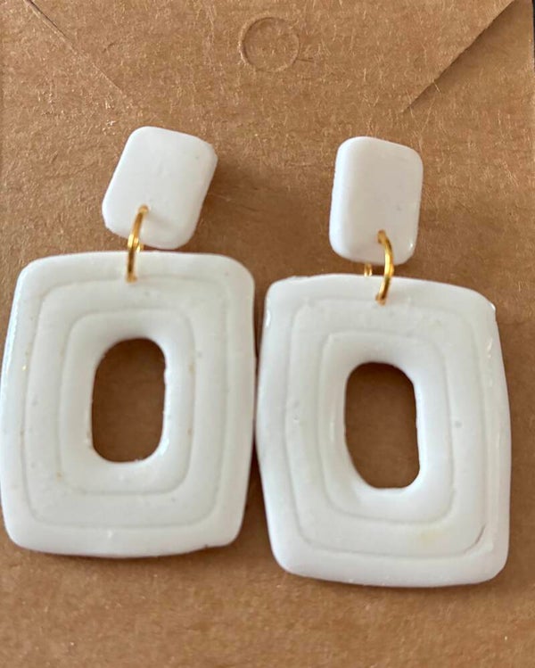 Boucle d’oreille polymère