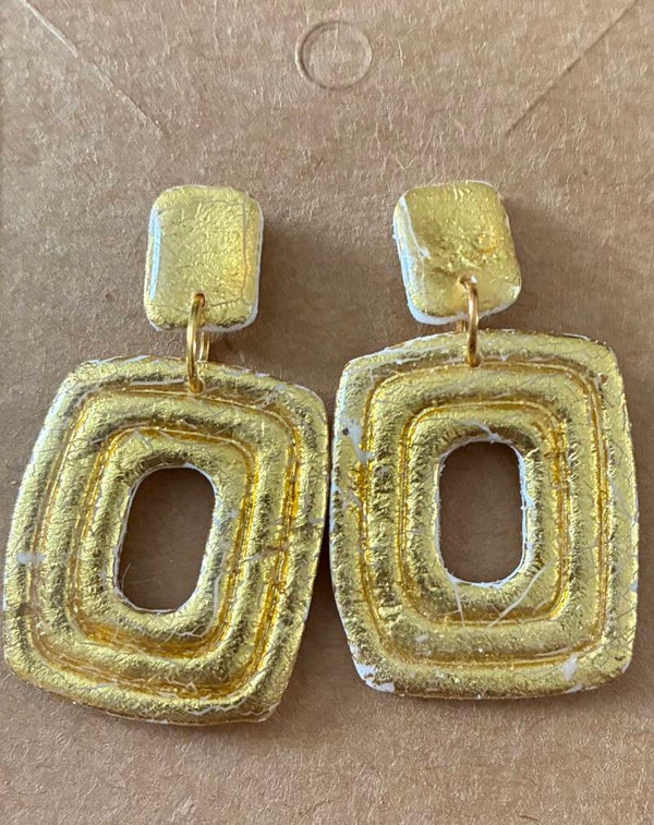 Boucle d’oreille polymere