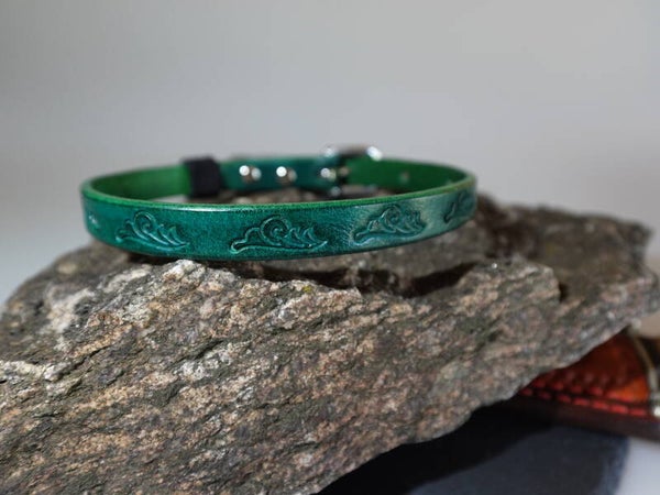 Handgefertigtes Hundeschmuckhalsband mit Muster