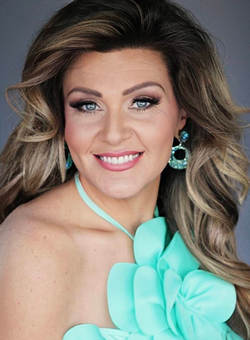 Misty Giles for Elegant Ms People's Choice