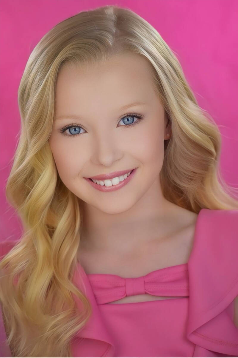 Sloan Elizabeth Petty for Petite Miss People's Choice