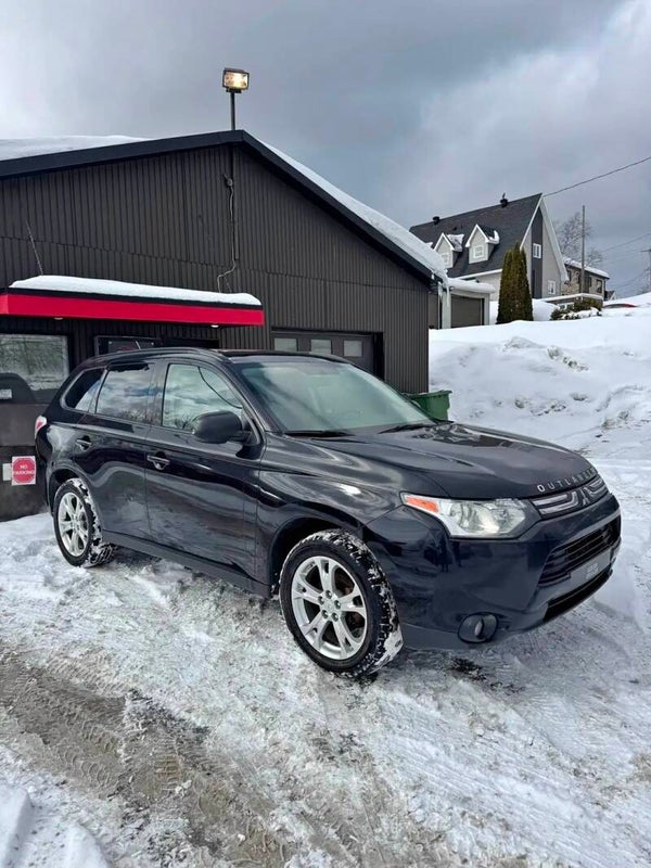 Mitsubishi Outlander AWD 2014