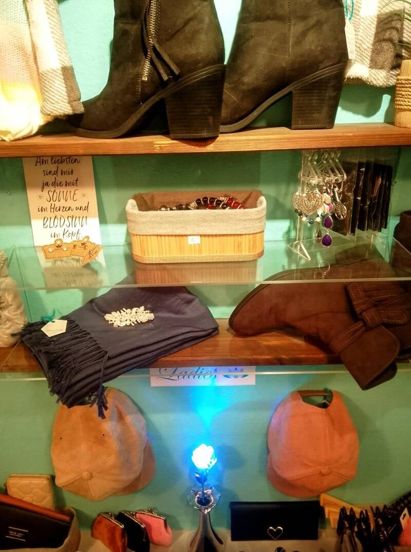 Soluna Phi - die Kleiderlagune | Secondhand