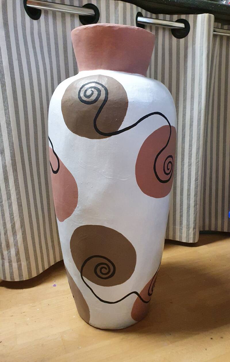 acrylverf schildering op vaas acrylic painting on vase