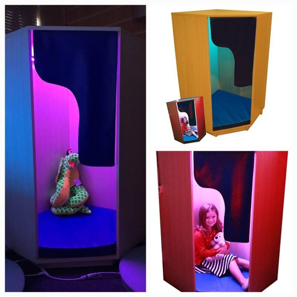 WOODEN. Corner dark den