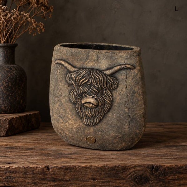 Planter Oval Scotty L