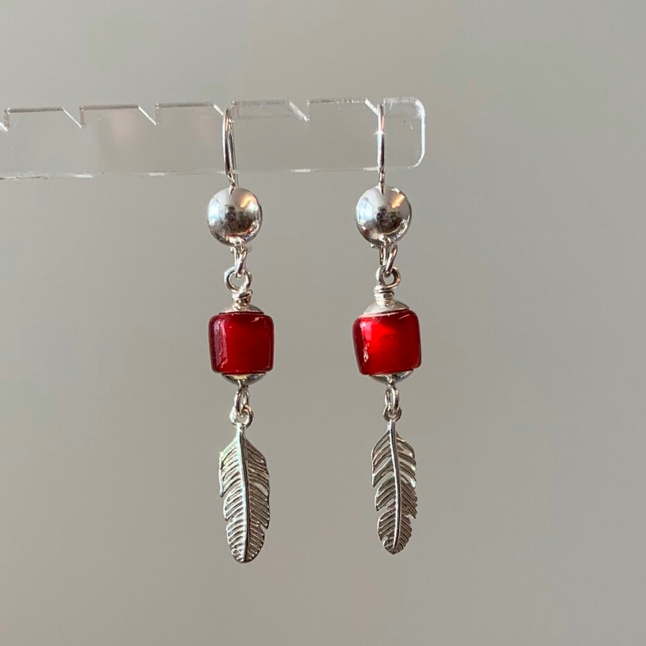 B4 - Ingi Boka met veertje