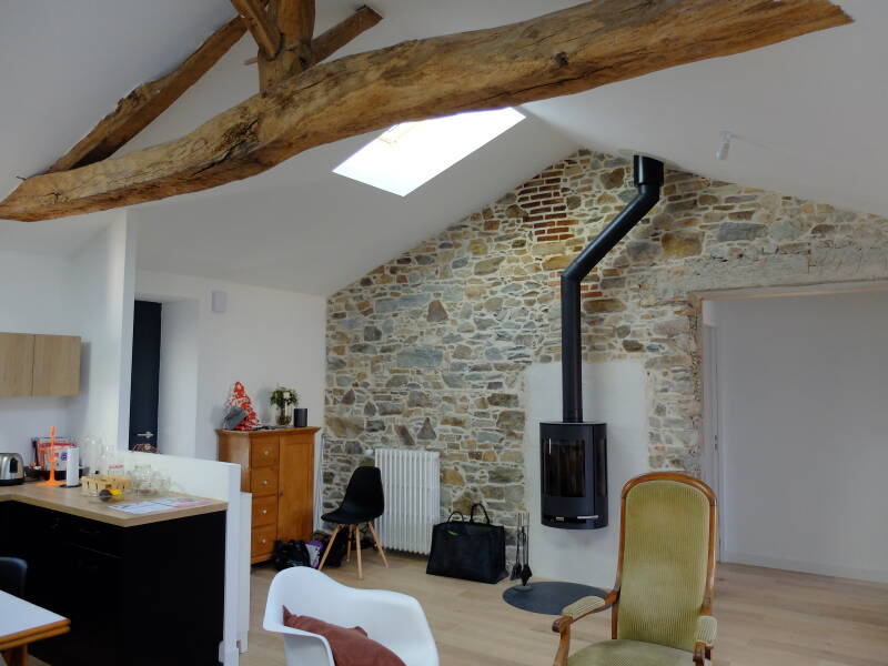 rénovation intérieure d'une maison en pierre en région nantaise, salon après