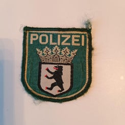 Polizei_Sportanzug.jpg