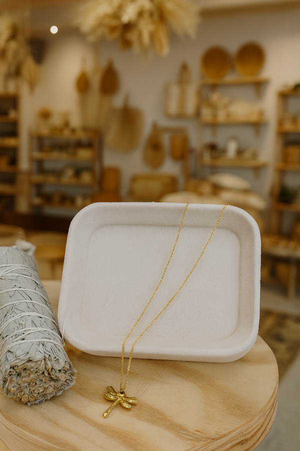 Collar libélula dorada