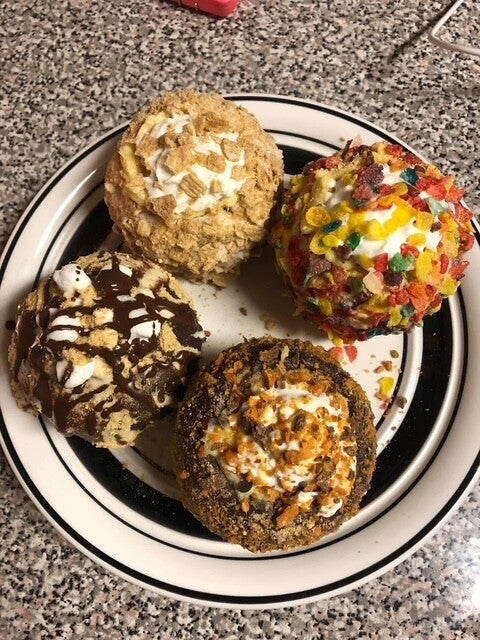 Cheesecake Stuffed Apples