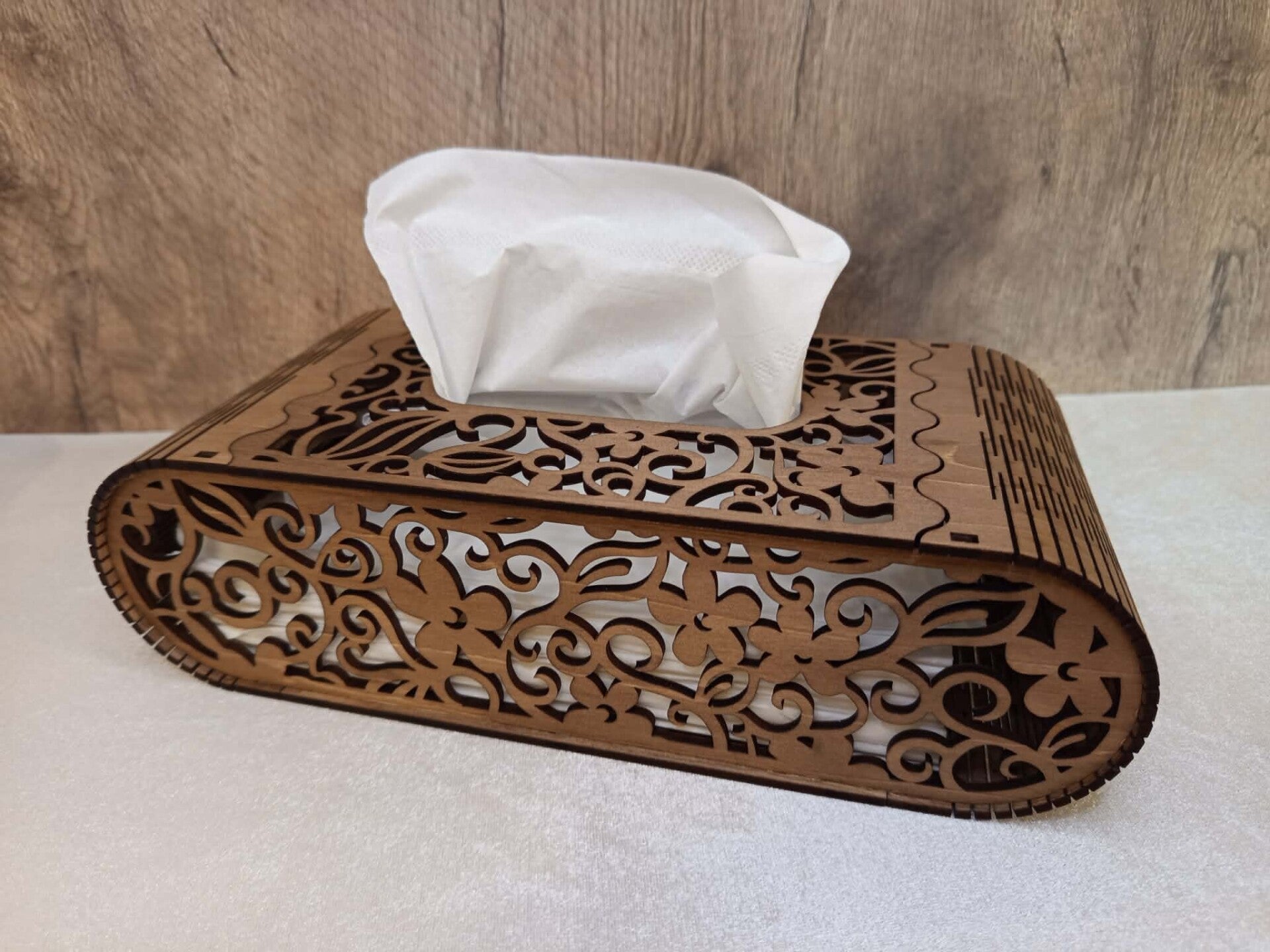 Boîte à mouchoirs en bois B-01