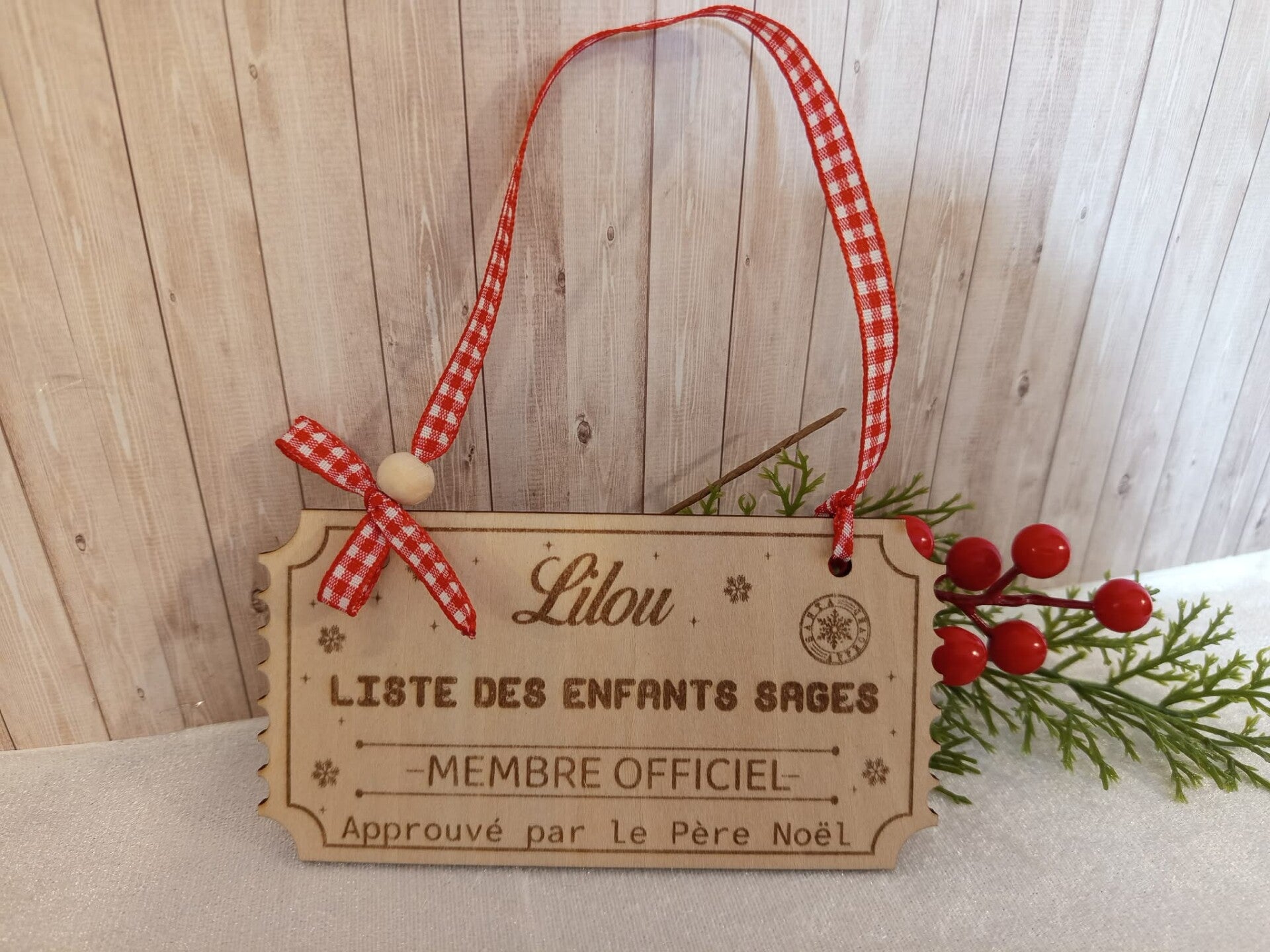 Certificat " liste offciel des enfants sages du père noël "