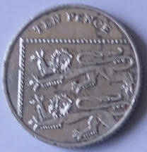 queen Elizabeth the second, 2014   , 10 pence. dia 2.45th 0.20 cm
