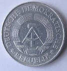 DDR 8 -  1975 , 2 Mark , DIa 2.68 , Th 0.24 CM