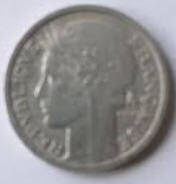 Republique Francais  , 1945 , 50 centimes , Dia 1.80  Th 0.12 cm