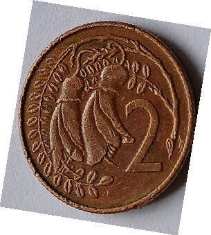 Queen Elizabeth II, DG Regina, New Zealand , 1981 , 2 P , Dia 2.10 th 0.16 cm