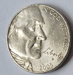 United States- Five cents ,  2005 P , Dia 2.12 Th 0.18 cm