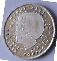 Koningin Beatrix , Mint -not circulated- 2001  , 1 Gulden,  Dia 2.50 Th 0.16 cm
