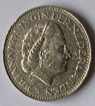 uncirculated. mint, koningin Juliana, 1 Gulden, 1975 ,Dia 2.50 th 0.17 cm