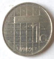    Koningin  Beatrix, 1982 ,  1 gulden , Dia 2.50 Th 0.17 cm