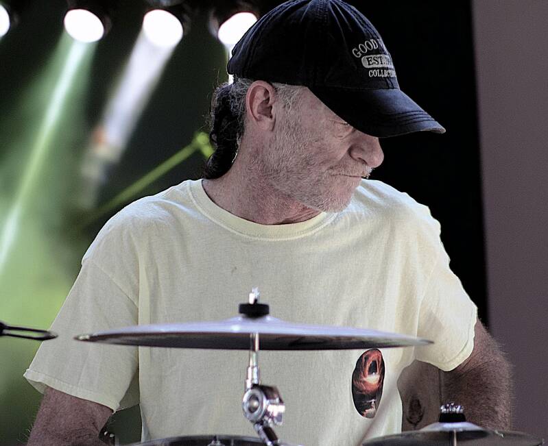 live-music-drummer-performance-tammy-brewer-photography-jpg-standard.jpg