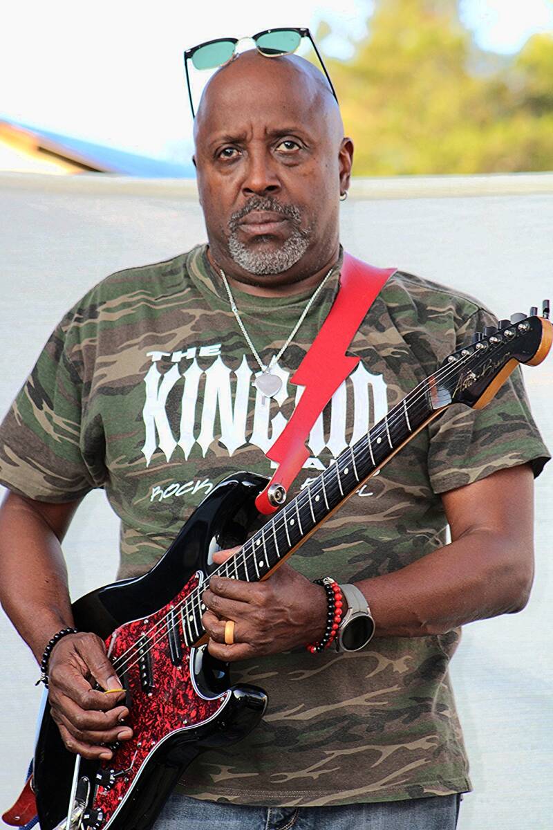 musician-promo-headshot-smoky-mountains-east-tennessee-tammy-brewer-photography-jpg-standard.jpg