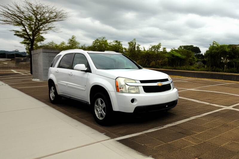 white-chevrolet-equinox-suv-smoky-mountains-east-tennessee-tammy-brewer-photography-jpg-standard.jpg