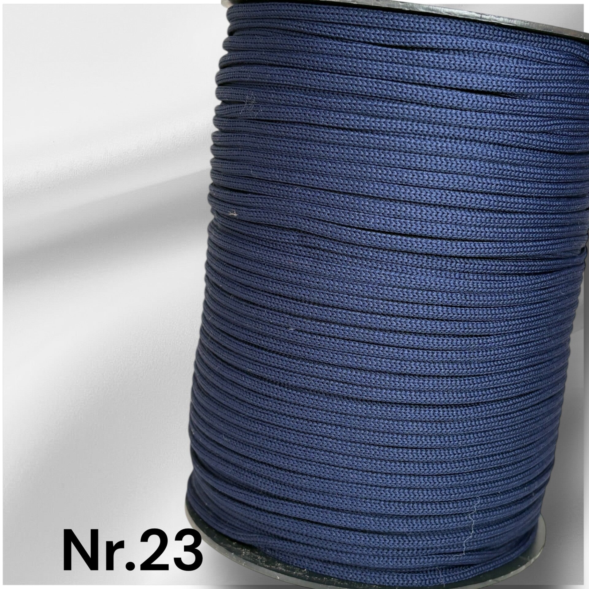 Nr.23 Marineblå 4mm flat tråd