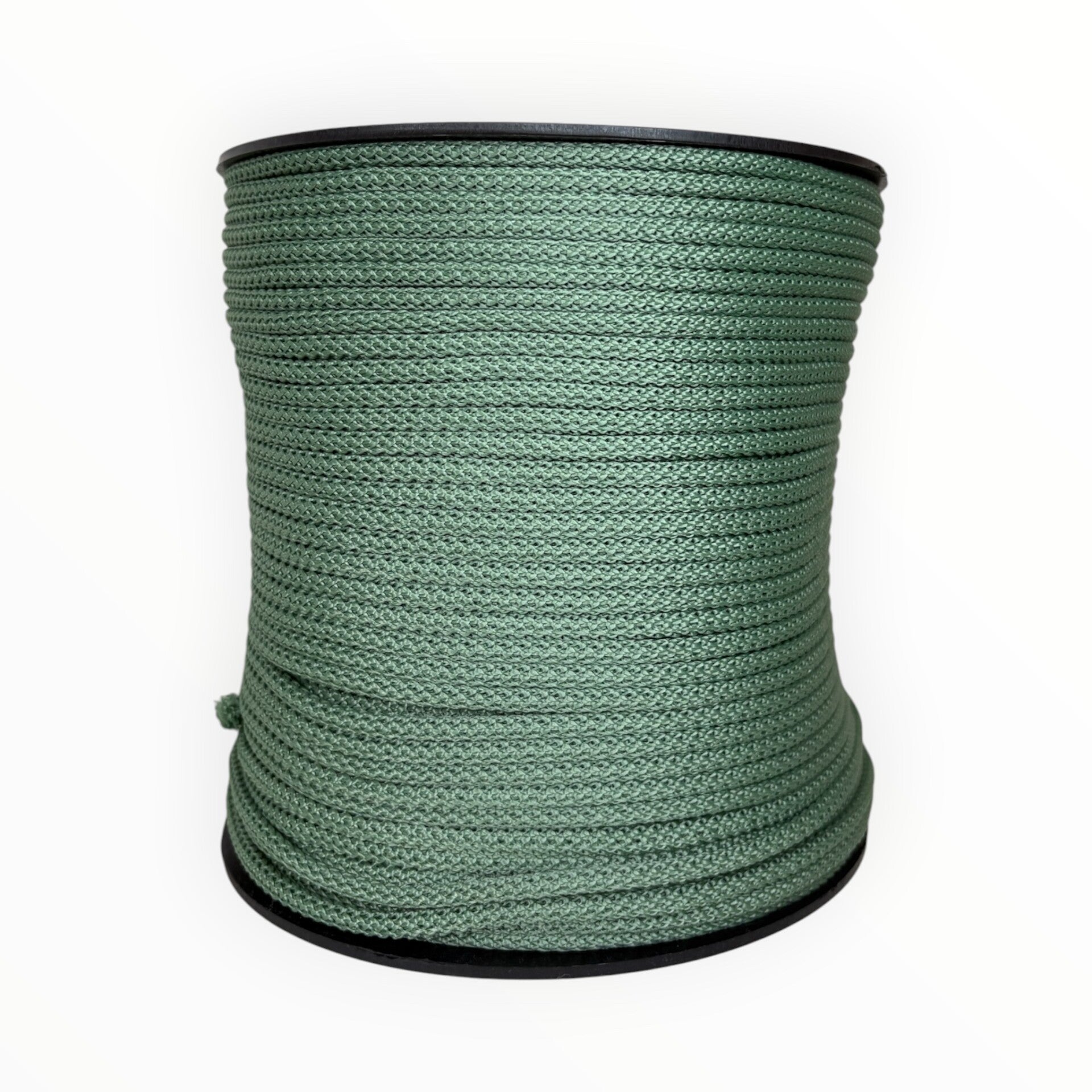 Farge.233 Playful Green 5-6mm Blank Tråd
