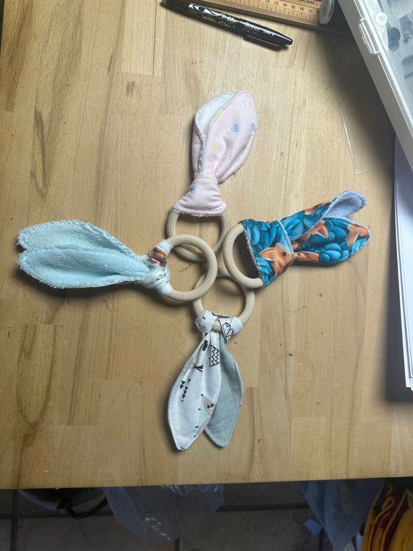 HOCHET LAPIN de DENTITION