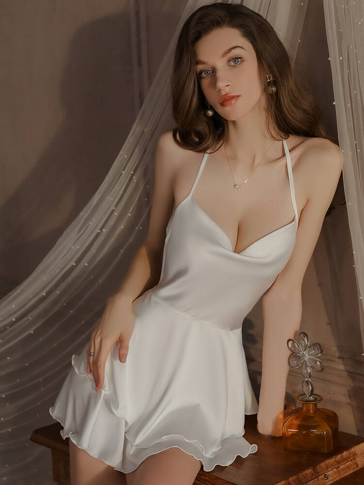 "Ballet Girl" Sexy Low-Cut Backless Slip