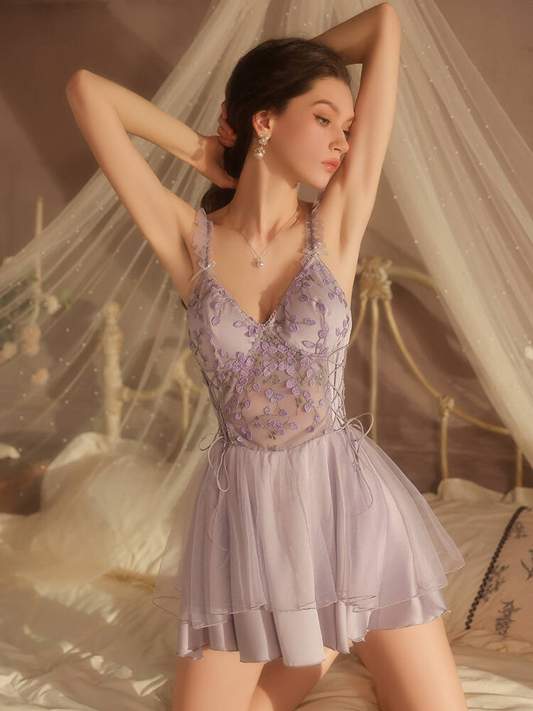 "Blooming Love" Sweet Floral Embroidery Slip