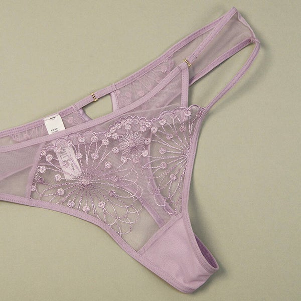 French Sexy Ultra-Thin Embroidered Lace Cotton Crotch Butt-Lifting Low-Waist String