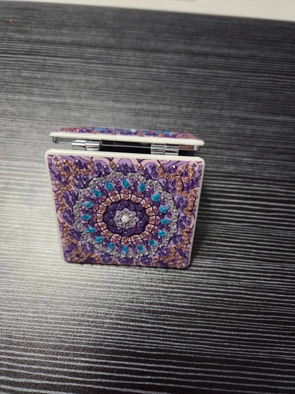 Handheld diamond painted mirrors