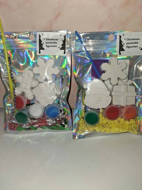 Christmas paintable figurines