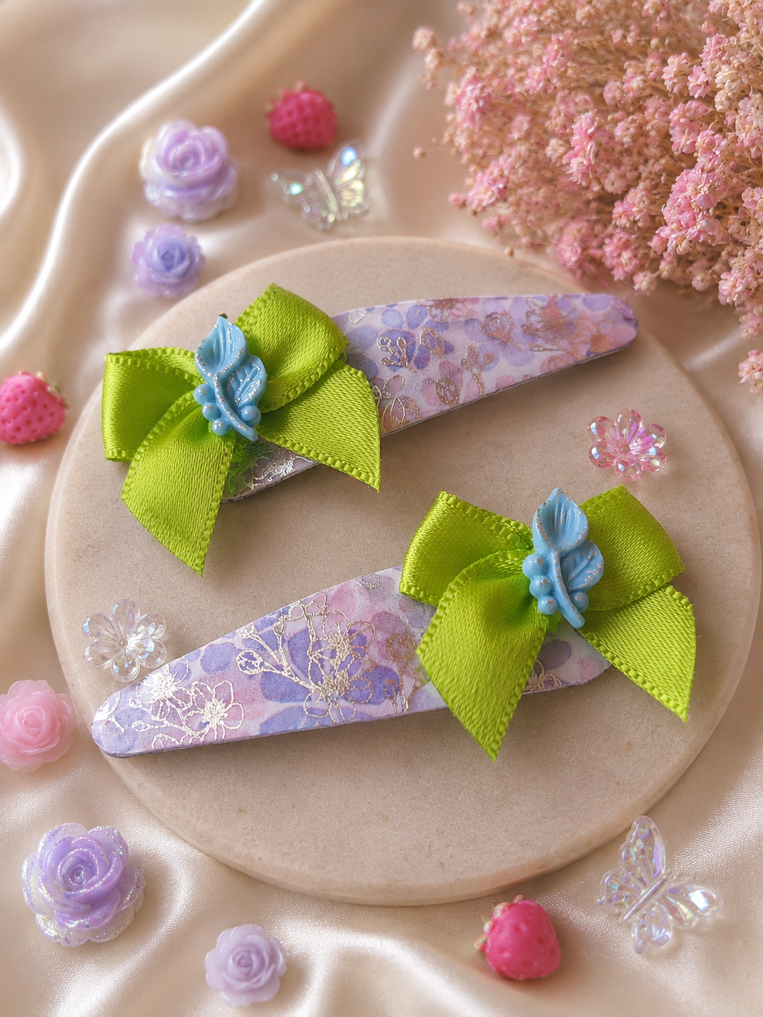 barrettes feuilles bleues