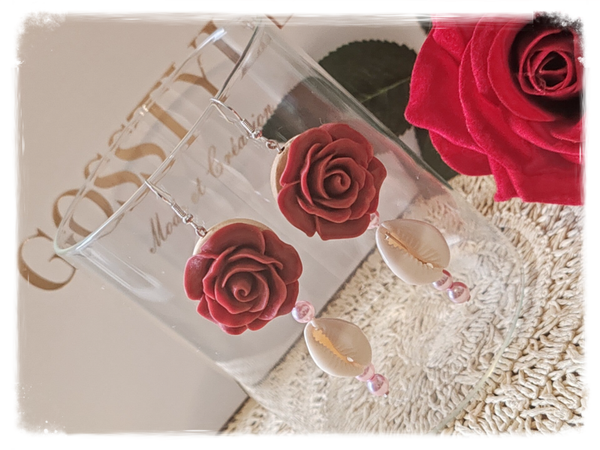 BOUCLE D'OREILLE ROSE ROUGE