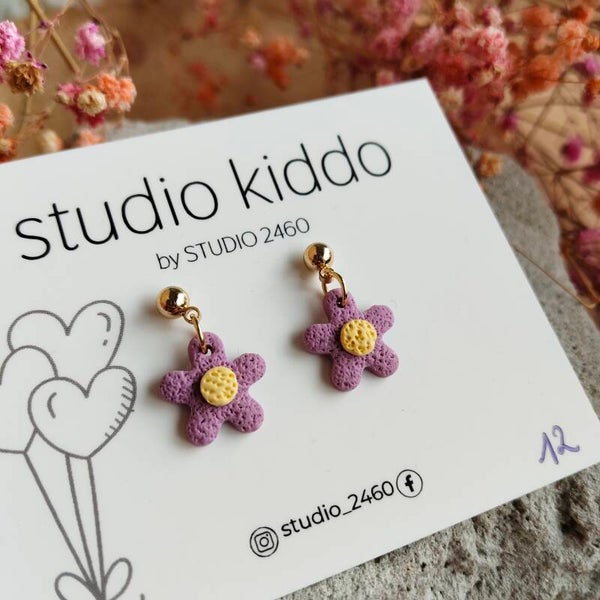 Studio Kiddo medium bloem hanger paars
