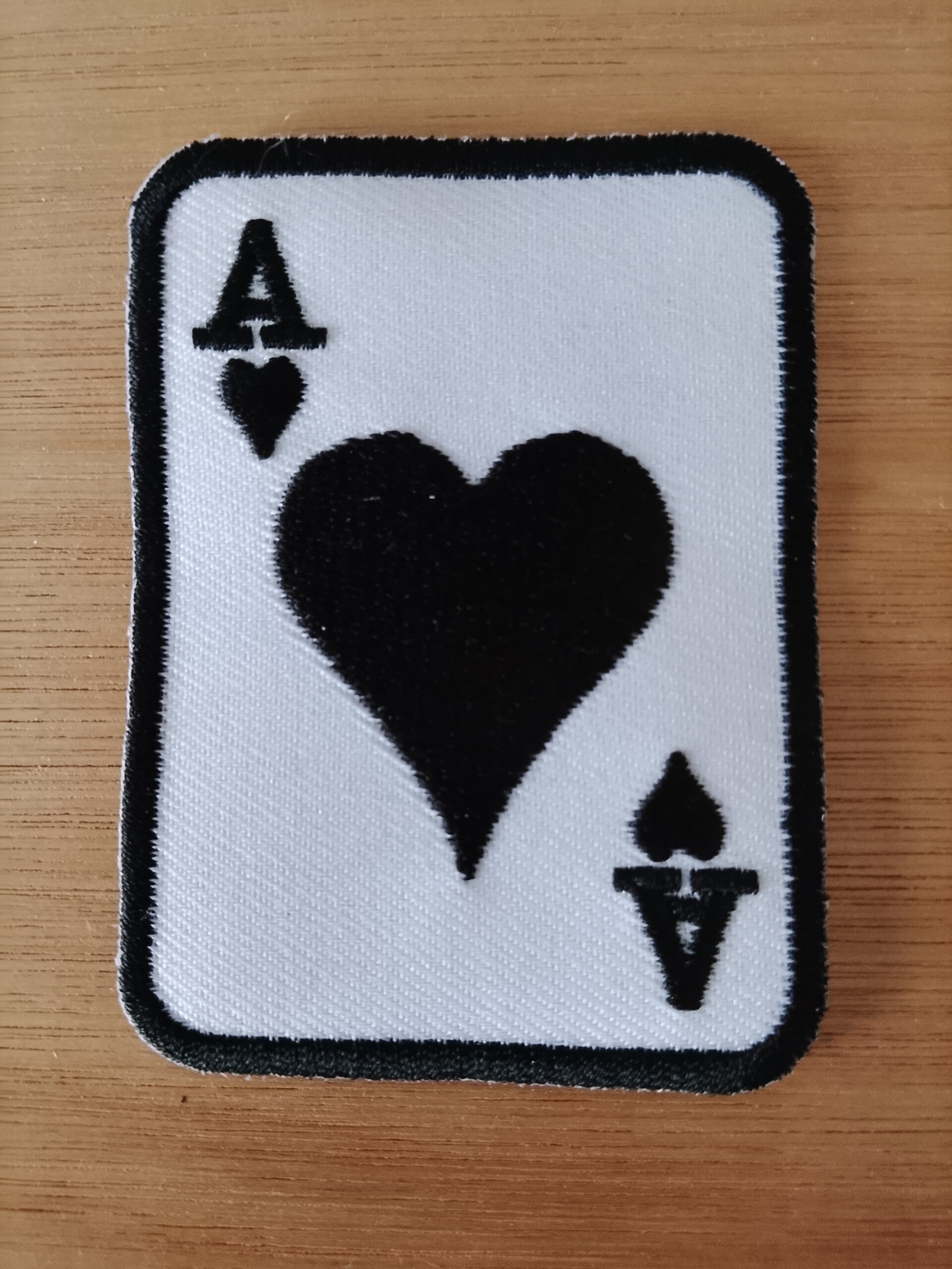 Patch as de coeur noir