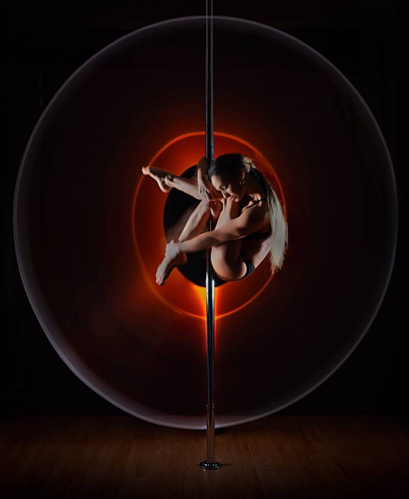 light painting pole dance photos