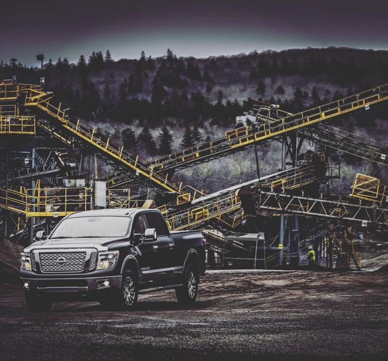 Nissan Titan photos NS