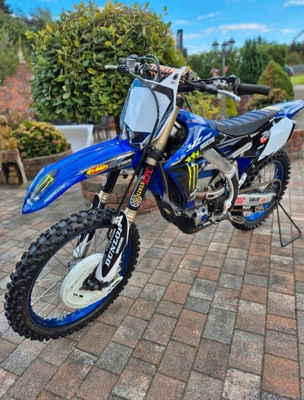 YAMAHA YZF 450 Baujahr 2021 Top Zustand ❗️