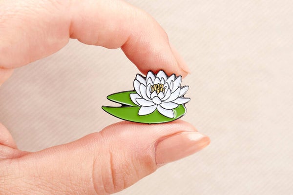 Kaart + pin lil' lilly