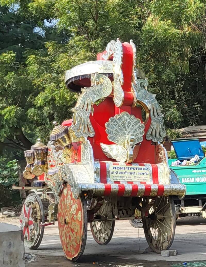 Véhicule d'apparat pour mariage