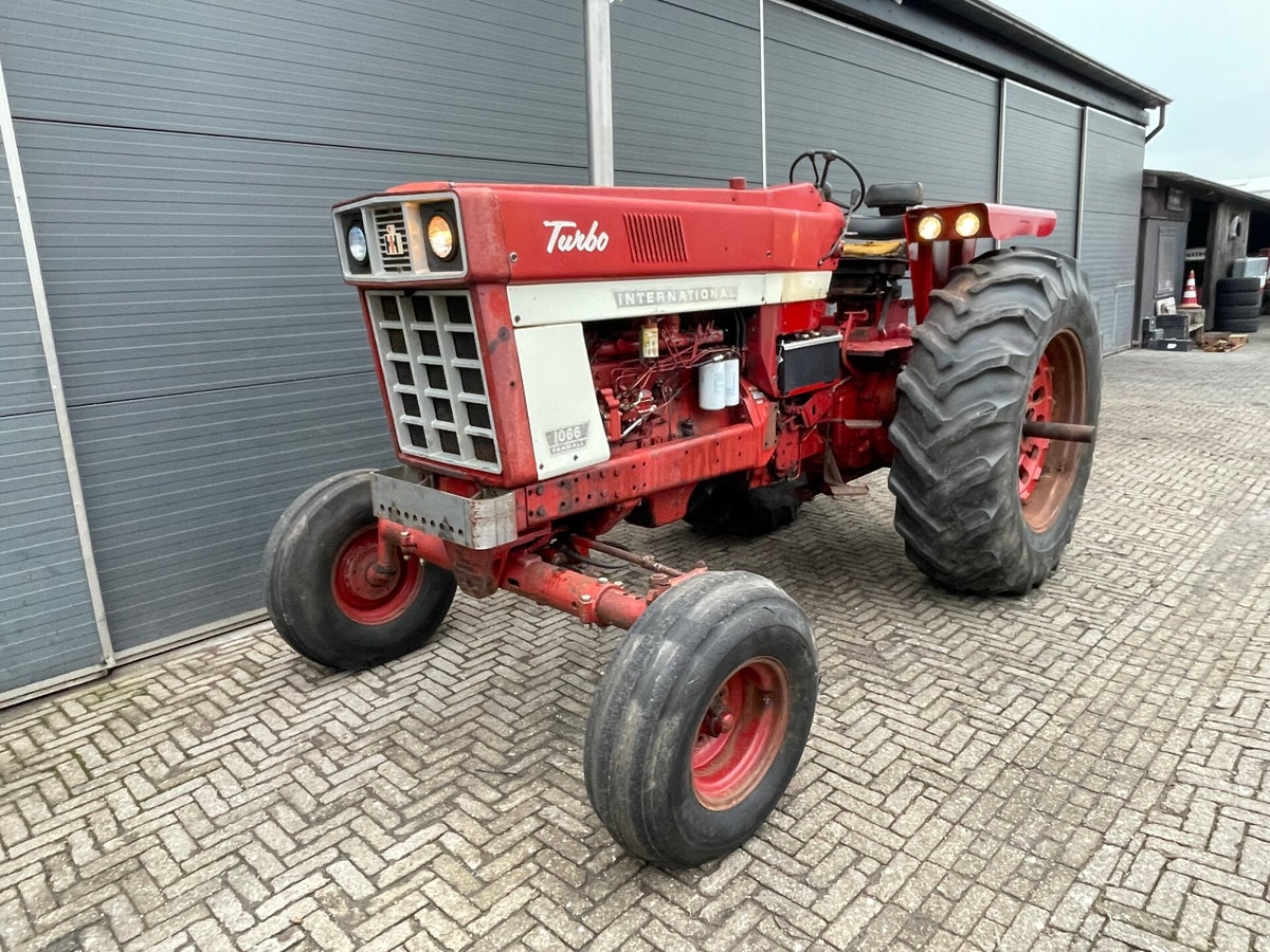 Voorraad Redline Usa tractors / Redline Usa tractors | REDLINE TRACTORS